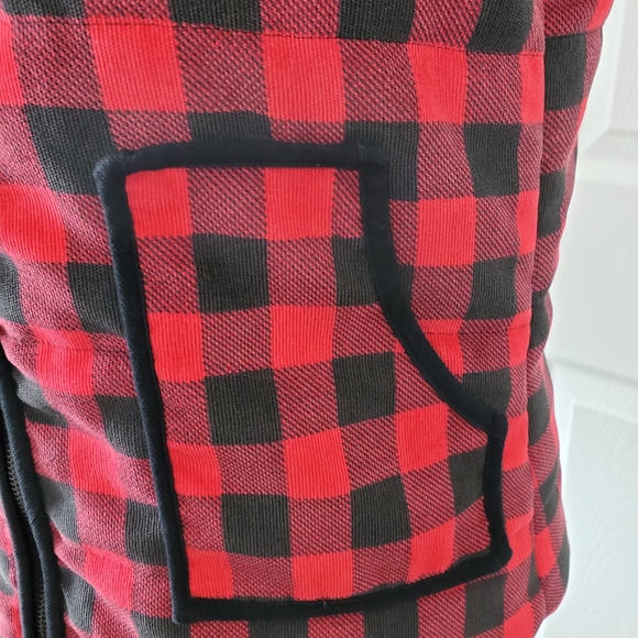 Staccato Buffalo Plaid Puffer Vest - Picture 4 of 11